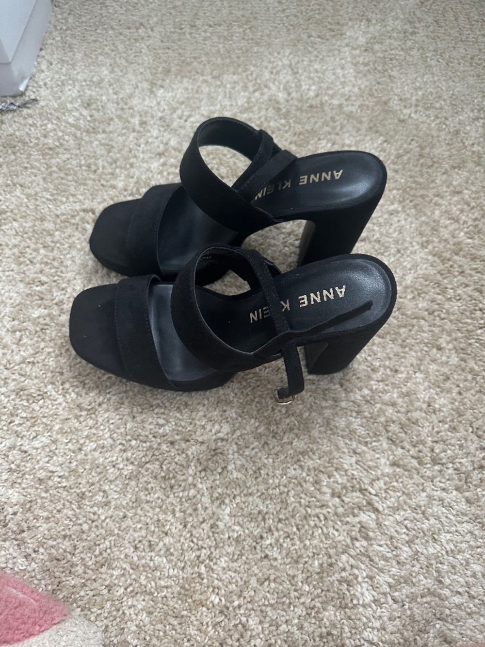Ann Klein platform heels size 6
